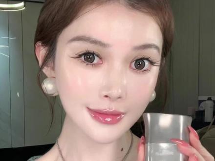 原来妈生粉嫩水光肌如此简单!自带充盈气血感!太好用了#小奥汀#小奥汀水精华粉底棒#底妆