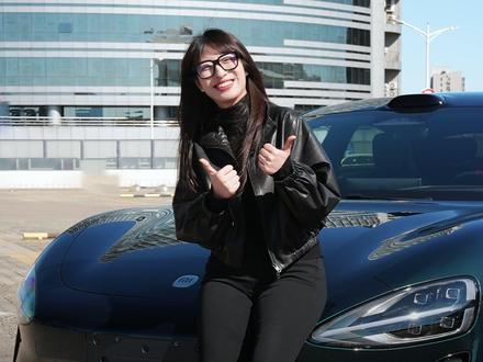 拍完这个视频,回来就立刻下定了!身为SU7老车主,我觉得新SU7太夯了!#新一代SU7