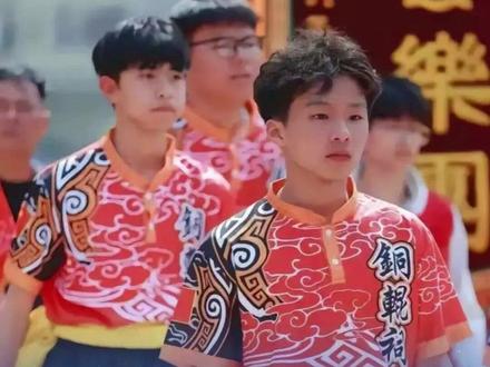 30万救命钱需众筹!汕头15岁舞狮少年训练受重创! 30万救命钱需众筹!汕头15岁舞狮少年训练受重创! #汕头 #蓝色河畔 #潮汕 #舞狮少年 #翁继舜