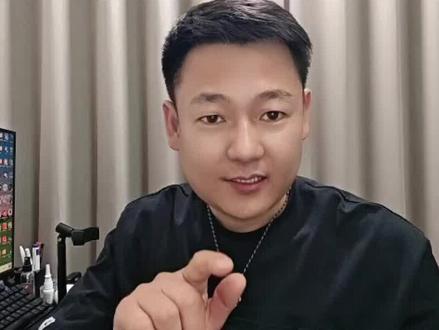 新版AI抖音,让搜索变得如此简单,任何场景下随身小助手#AI抖音APP #ai工具 #搜索引擎