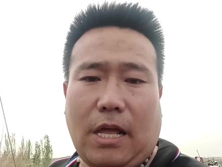 #热门话题 大疆T50充电器如何判断零线和地线。