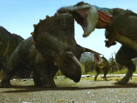 霸王龙和伶盗龙用计谋联手猎杀角龙,恐龙都学会兵法了 #恐龙 #动物 #史前巨兽