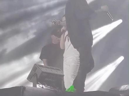 #音乐现场 #成都仙人掌音乐节 HHH《冒险家乐园》#弹壳 #贝贝李京泽 #啊之 #说唱