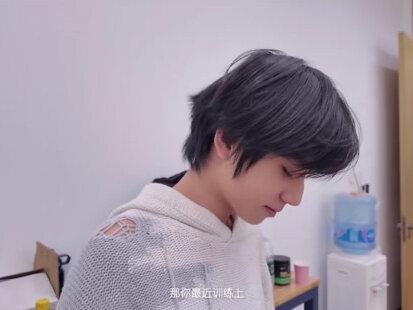 懂得都懂!
#王橹杰 #橹穆 #杰丞 #橹穆双人舞台#一颗好星星 #橹穆双人舞台