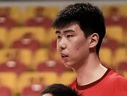 中国队82-78塞尔维亚FMP队,俊杰三宁维伦徐昕铮麟泊乔得 中国队82-78塞尔维亚FMP队,俊杰三宁维伦徐昕铮麟泊乔得分均上双