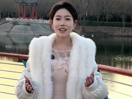 感谢孙颖莎女士,她用冠军的双手,为我们捧来了一份普通的温暖。
#孙颖莎让主持人穿羽绒服 #女性力量 #邢台主持人紫畅 #邢台主持人 #谢谢孙颖莎