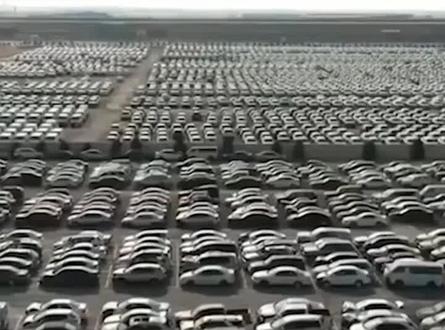 走吧,一起去迪拜捡垃圾