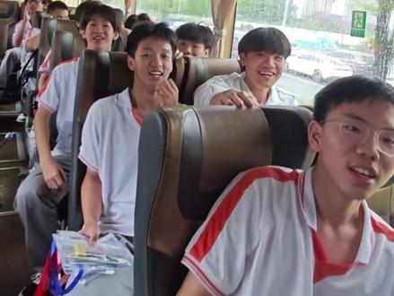 2026高考第一批学生毕业了!物化地毕业了#高考结束了祝愿莘莘学子金榜题名 #高考结束了 毕业快乐