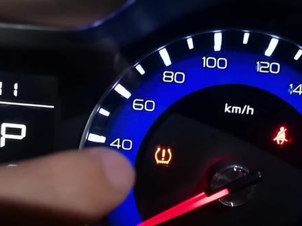 感叹号的故障灯是什么意思?10年老司机都未必懂,小心做错出事故 #汽车安全 #用车知识 #胎压监测 #跑高速