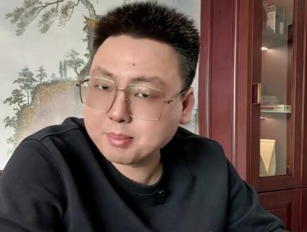 追觅老板俞浩日更75条作品#如何看待追觅CEO俞浩进军自媒体 #口播视频 #正能量 #创作者扶持计划 #创作灵感 @抖音小助手 @@DOU+小助手 @抖音创作灵感 @抖音正能量 @抖音媒体内容优推官