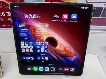 提前上手V6的一些特色功能升级点,快看有没有get到
#荣耀magicV6