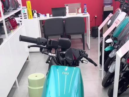 小牛电动f2特别版介绍
#南宁 #小牛电动 #新国标电动车 #性价比超高