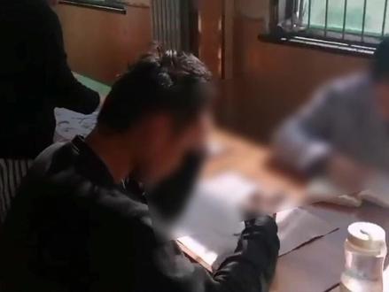 现实中的精神病医院什么样?精神病人都很可怕吗?一起来看看吧!#精神病院日常 #精神心理 #涨知识 #精神病