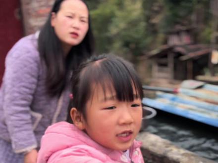 新一代八尺大人你们敢不敢靠近#剧情#悬疑#讲故事 #原创视频