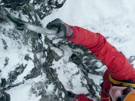 今天分享国外徒手攀岩大神马克.安德烈#徒手攀岩纪录片