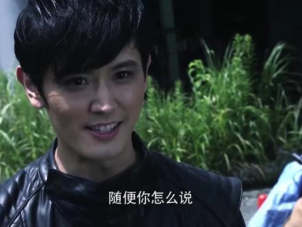 伏井出K用升华器召唤怪兽,托雷基亚奥特曼居然在旁边解说