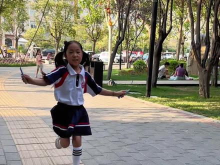 鲤鱼出水,见者好运,所愿皆所成!#高考加油 #画画#艺术在抖音