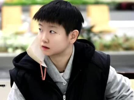 我们的莎莎到新加坡了,能看到莎莎好幸福
#孙颖莎