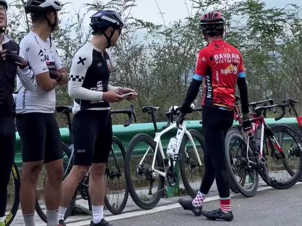 现实中骑友都骑什么车,今天是爬坡局,怪不得斯特拉和Tcr都来了#公路车 #自行车 #骑行 #公路自行车 #让骑行成为一种生活
