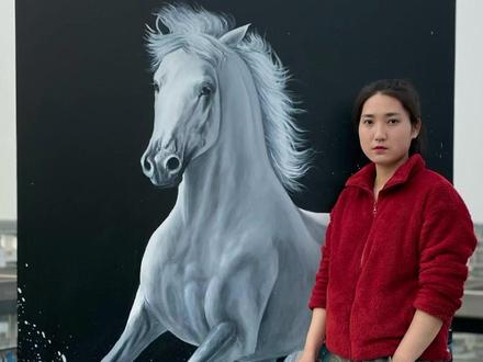 闲来写就青山卖,不使人间造孽钱。#画画 #二敏绘画 #画一匹骏马