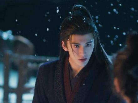 《逐玉》16-17集四处糖点解析,言正和谢征从哪一刻彻底合二为一的?谢征和樊长玉的这一次吵架,其实并不突兀,早在前面的剧情之中,就有了铺垫!#逐玉 #张凌赫 #田曦薇 #了不起的精讲团 #影娱漫谈编辑部