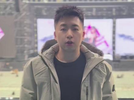 孙燕姿苏州演唱会三开都这样抢! 孙燕姿苏州三开这样拿座位#演唱会 #孙燕姿 #孙燕姿苏州演唱会 #孙燕姿苏州三开 #孙燕姿演唱会