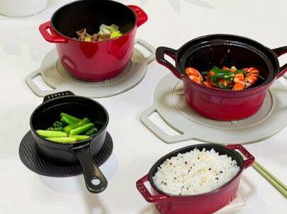 今天黄油煎黑虎虾特别好吃,推荐!我今天还找到了小锅无水焖菜,解决了肉少不够吃的办法✌🏻#我的厨房日记 #staub #珐琅锅 #铸铁锅 #做饭小技巧