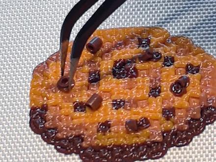 用拼豆做出立体蝴蝶结效果!
烫法原创老师:@没!带!咖!啡!豆!
图纸老师:@黑山羊的明天
#拼豆 #拼豆豆手工 #手工 #一般人不告诉他 #拼拼豆豆diy手工