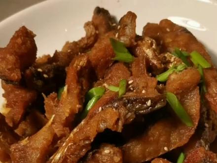 咸香微甜爽口酥脆的酥鱼来咯#鱼 #抖音美食推荐官