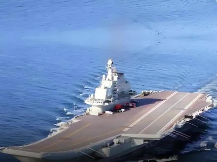 歼-15锁定日本战机,日本为何感觉受到奇耻大辱?