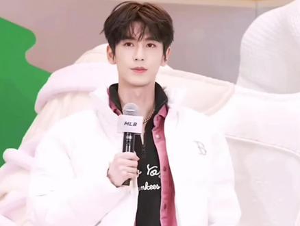 张凌赫重庆MLB活动全程#张凌赫 #长腿欧巴 #MLB