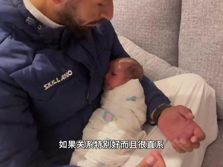 沙特阿拉伯人给产妇送的礼,在国内会被人轰出去#新生儿 #沙特阿拉伯@大龍 @DOU+小助手 @抖音小助手