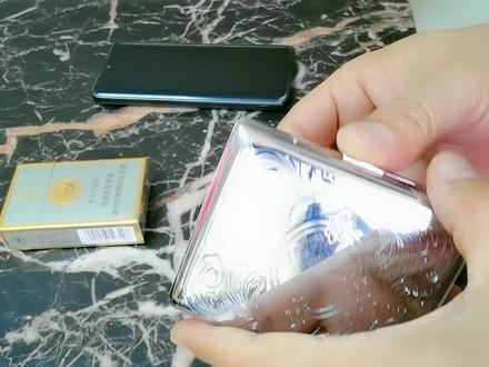 感谢芙蓉王厂家对烟民的关心,为了让大家少抽几口也真是操碎了心啦##吸烟有害健康请尽早戒烟