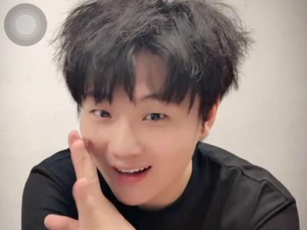 甜度爆表的一期!#双高胎 #高超高越