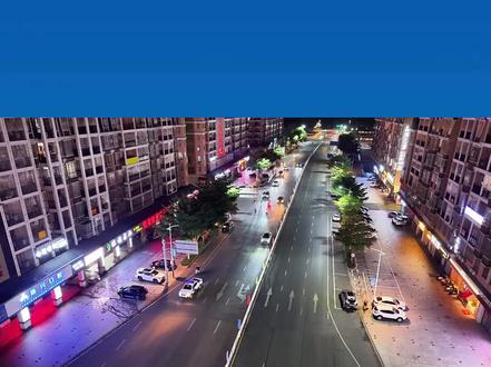 10月30日晚,温氏股份・2025云浮新兴半程马拉松赛道丈量工作顺利完成。从设备校准到路线勘测,从数据记录到交叉复核,专业团队历经4小时严谨细致的现场丈量与数据复核,最终实现赛道长度精准达标,为赛事的公平竞技奠定坚实基础。#新兴马拉松 #半程马拉松 #科学护航
视频制作:梁志豪 梁坚直 区美琪
视频编审:徐国华 刘志猛