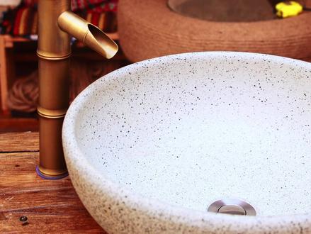 破旧斗柜改造实木洗手台 #旧物改造 #旧物翻新 #手工diy@DOU+小助手