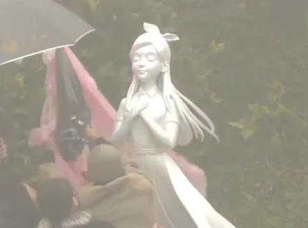 大S纪念雕像揭幕,周渝民言承旭都去看大S了