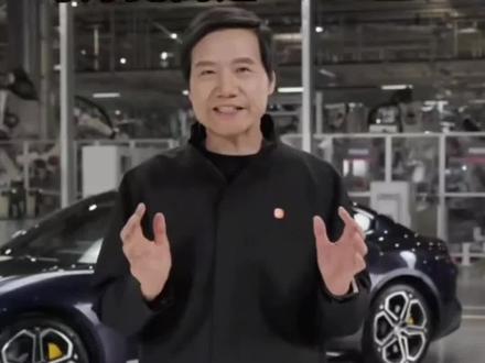 2054匹马力,这也算不了行业天花板吧?#小米汽车 #2054匹马力 #雷军 #仰望U9xtreme #比亚迪汽车