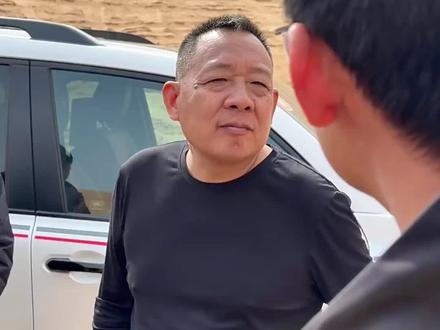 勤奋,善良,理解,知足。
勇敢,赤诚,乐观,自由。
#偶像于东来
