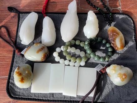 如何挑选新疆玉石成品?老丁私藏精品且末料分享,块块精品上等货 #玉石魅力 #且末料#原石 #新疆#和田玉