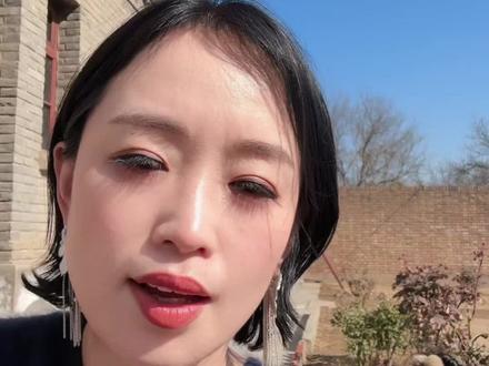 年还是那个年,好像我们再也找不到小时候那份热闹和期待了,你们初一再干嘛?#回乡过年 #热门话题