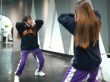 既可爱又简单,你怎么这么好看👀#我怎么这么好看 #虞书欣 #孔雪儿