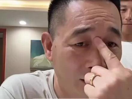 皮衣哥*^_^*商人大爱
切片转发#支持皮衣哥#