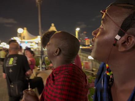 高能时刻!带保镖来到广州CBD,当场看呆:这简直就是现实版穿越 #海外创作者激励计划