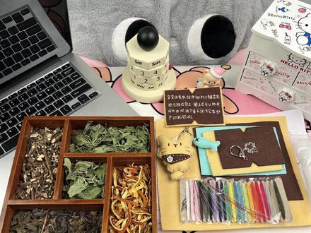 手工 DIY 的浪漫,藏在每一针一线里 #挂件 #手工diy #礼物 #七夕礼物 #不织布挂件