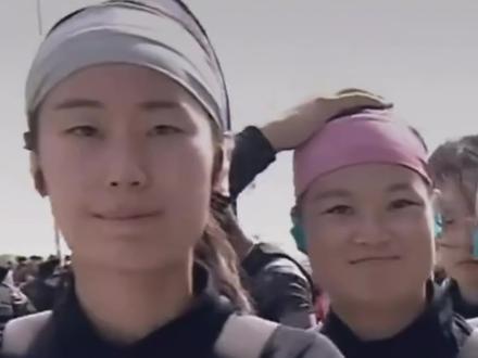 四川女人战斗力爆棚,阿联酋特警挑战赛首日拿下第一! #女性力量 #巾帼不让须眉 #女子特警队 #大女主 #四川特警女队