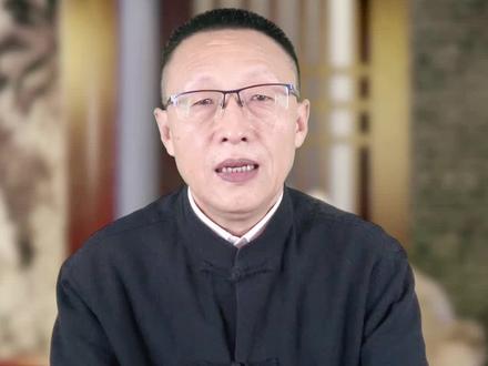 老人言 卧蚕眉丹凤目 侠义肝胆人威武
