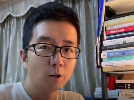 opencode AI带给我的啊哈时刻 最近一直在用Opencode这个AI产品,真的是让我很惊喜。前段时间我下载安装了Opencode,一句话给我生成了一个小游戏。然后今天呢,我就想研究一下怎么安装VSCode。我正准备去网上搜索教程,自己学习怎么安装的时候呢,突然我灵机一动,我就问Opencode,你知道怎么安装VSCode吗?它说它知道。我说你能帮我安装吗?它说可以。然后就是见证奇迹的时刻。然后它吭哧吭哧在那搞了半天,最后帮我把VSCode安装好了,真的是太赞了。我都不需要去研究那几分钟的视频教程了,真好!#opencode #Claudecode #VSCode #阿哈时刻 #AI教程