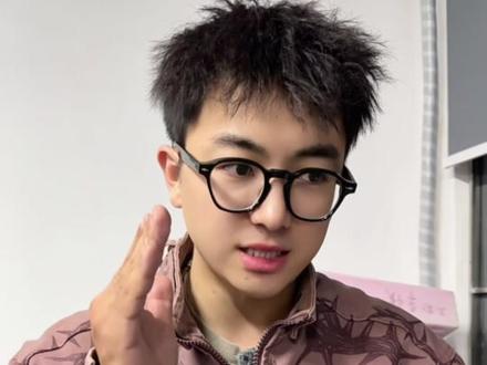 华为matex7发布,x5半价清库存! #华为matex7 #折叠屏 #折叠 #华为matex5 #手机数码