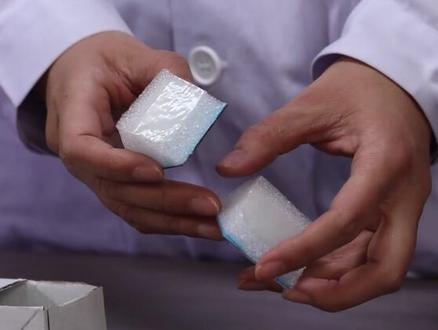 #喜欢就关注我吧 初中物理演示实验视频:制作潜望镜